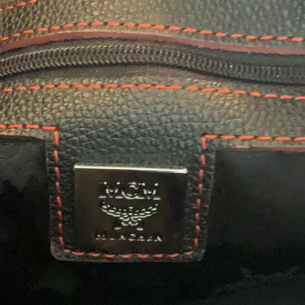 MCM Boston Black Leather Shoulder Bag - Picture 12 of 15